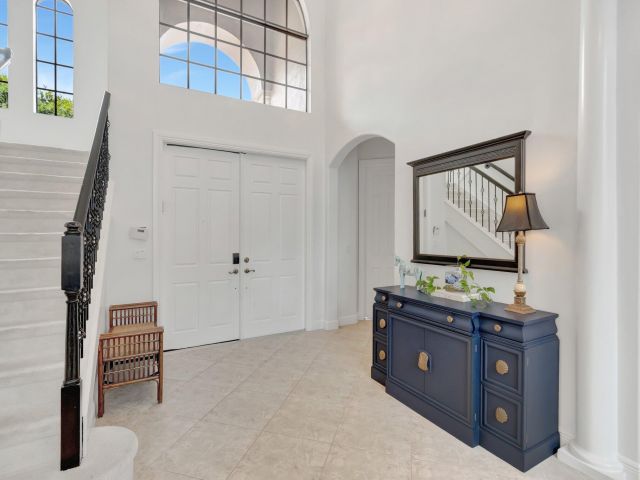 Продажа дома по адресу 15652 Glencrest Avenue - фото 6764746