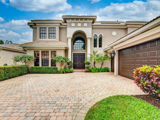 Продажа дома по адресу 15652 Glencrest Avenue - фото 6764748