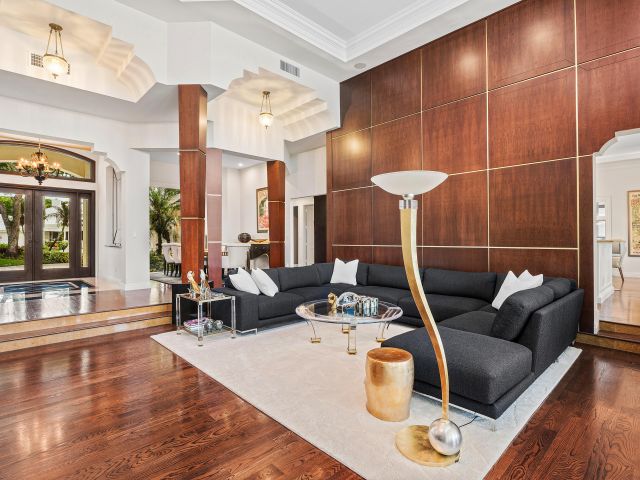 Продажа дома по адресу 17582 Bocaire Way - фото 6223361