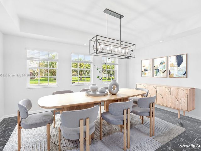 Продажа дома по адресу 620 NW 204th Ave - фото 6228142