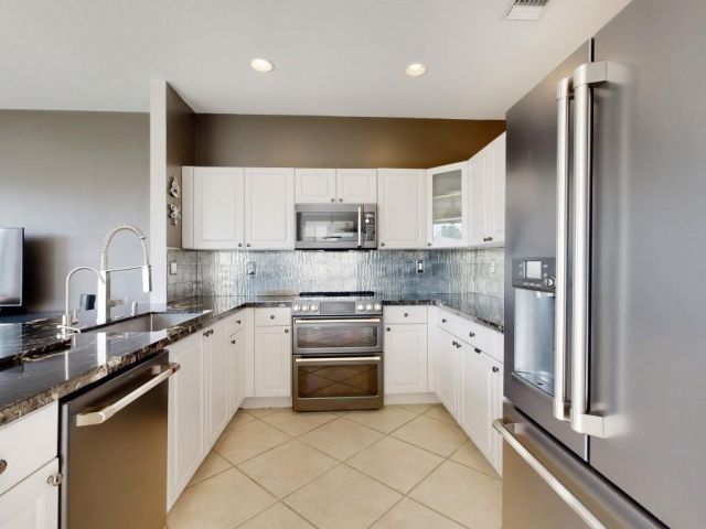 Продажа дома по адресу 14666 SW 132nd Ct - фото 6222984