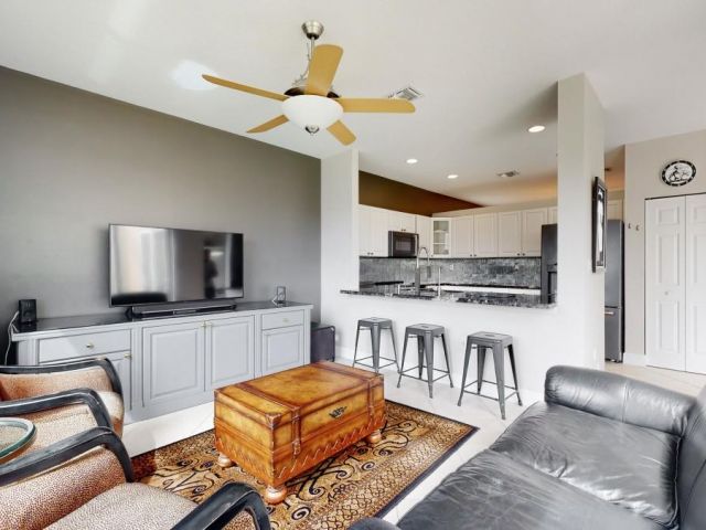 Продажа дома по адресу 14666 SW 132nd Ct - фото 6222988