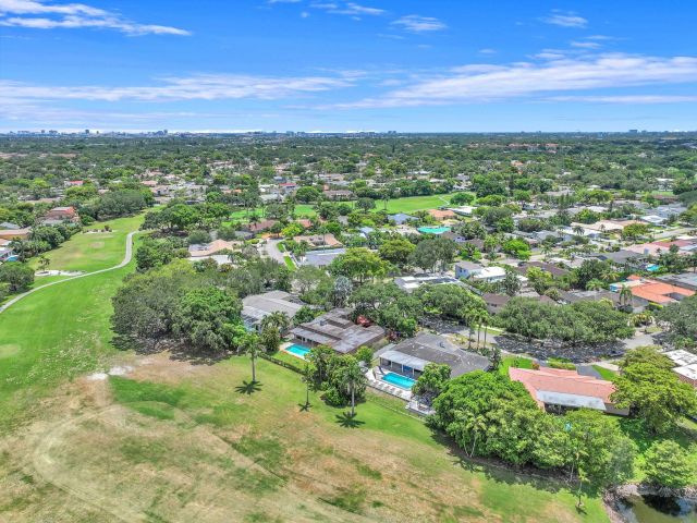 Продажа дома по адресу 5421 N 36th Ct - фото 6224005