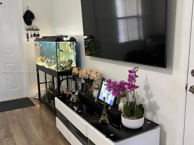 Продажа дома по адресу 4217 SW 164th CT 4217 - фото 6230203