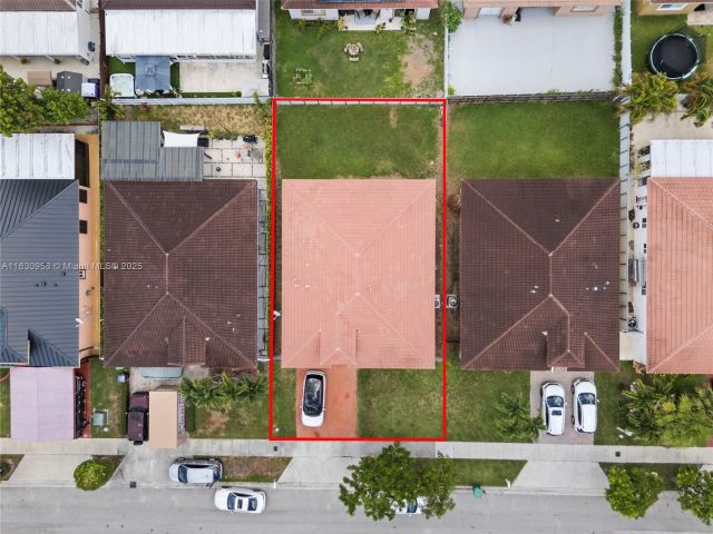 Продажа дома по адресу 10821 SW 229th St - фото 6223230