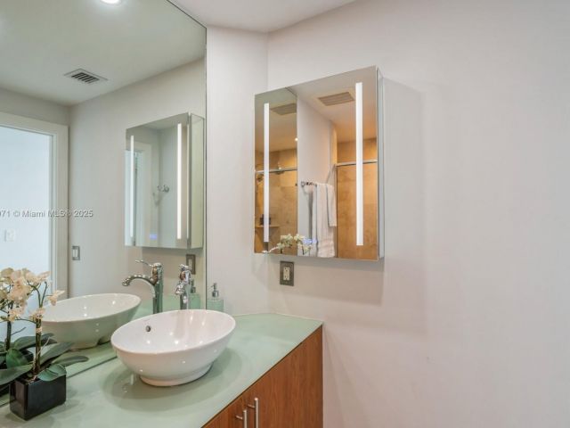 Квартира в аренду номер1602 - фото 7440375