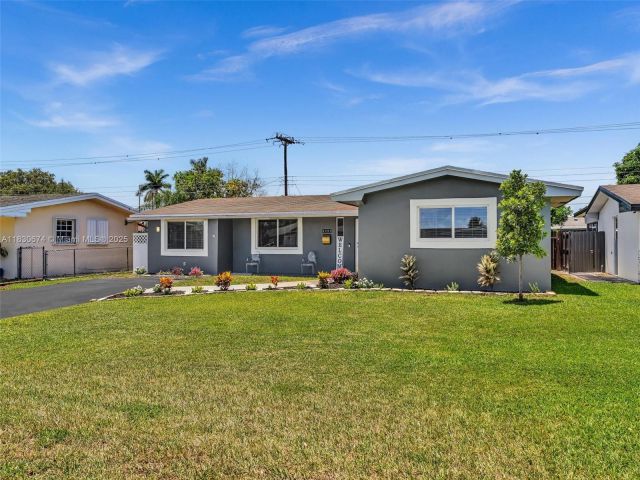 Продажа дома по адресу 8581 NW 15th Ct - фото 6248615