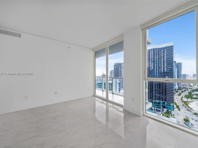 Продажа квартиры #3704 - фото 6258364