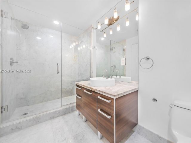 Продажа квартиры #3704 - фото 6258365