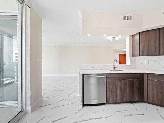 Квартира в аренду номер1509 - фото 6224960