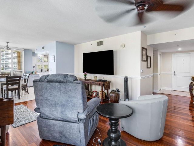 Продажа квартиры #517 - фото 6233617