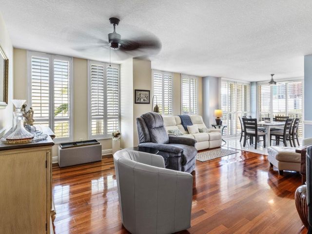 Продажа квартиры #517 - фото 6233619