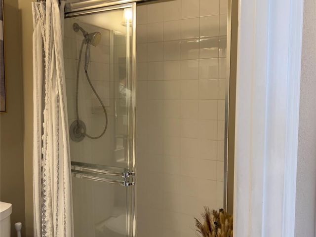 Продажа дома по адресу 1423 SW 158th Ave - фото 6235197