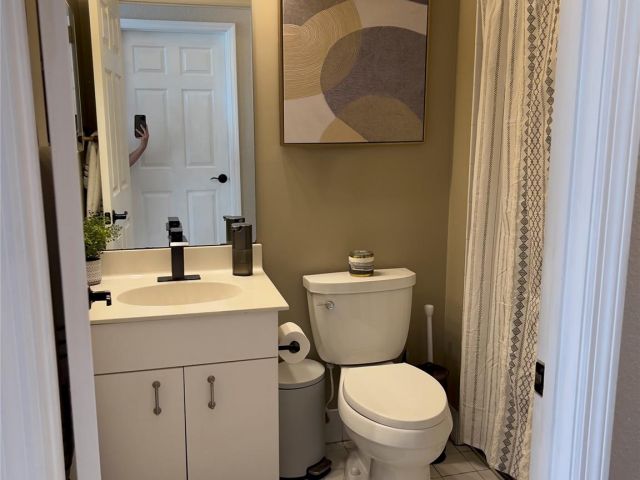 Продажа дома по адресу 1423 SW 158th Ave - фото 6235198