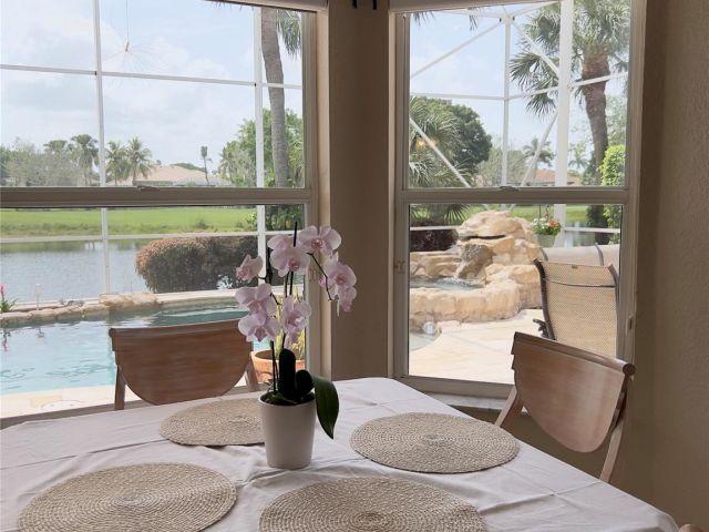 Продажа дома по адресу 1423 SW 158th Ave - фото 6235200