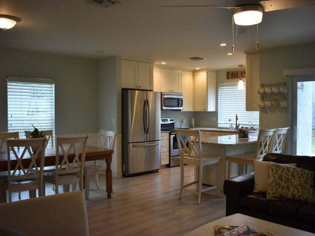 Дом в аренду по адресу 2300 Florida Boulevard D - фото 6226331