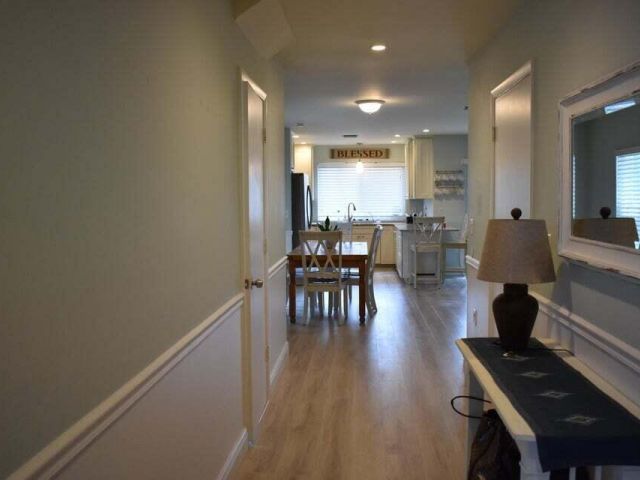 Дом в аренду по адресу 2300 Florida Boulevard D - фото 6226335