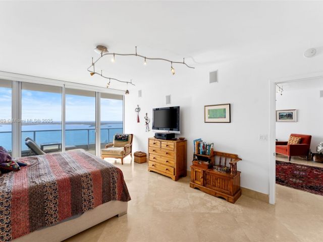 Продажа квартиры #2807 - фото 6270137