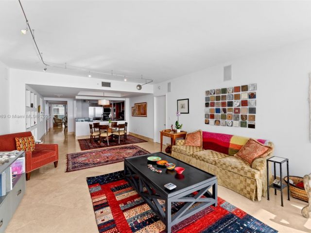 Продажа квартиры #2807 - фото 6270140