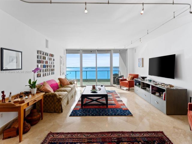 Продажа квартиры #2807 - фото 6270149