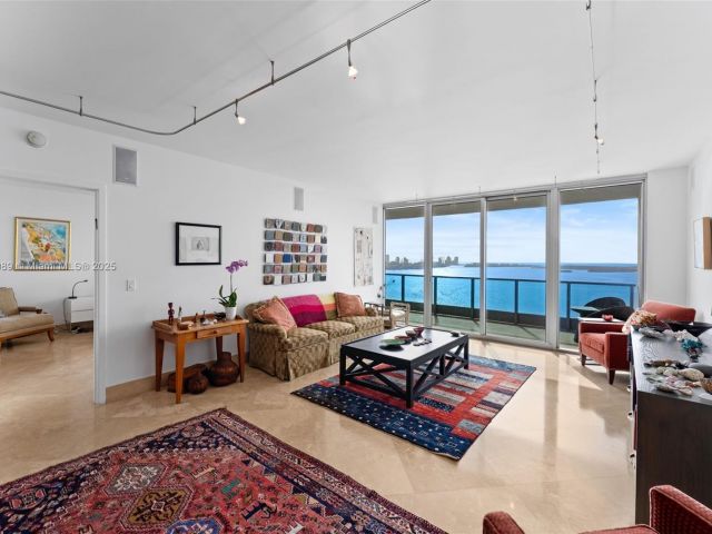 Продажа квартиры #2807 - фото 6270151