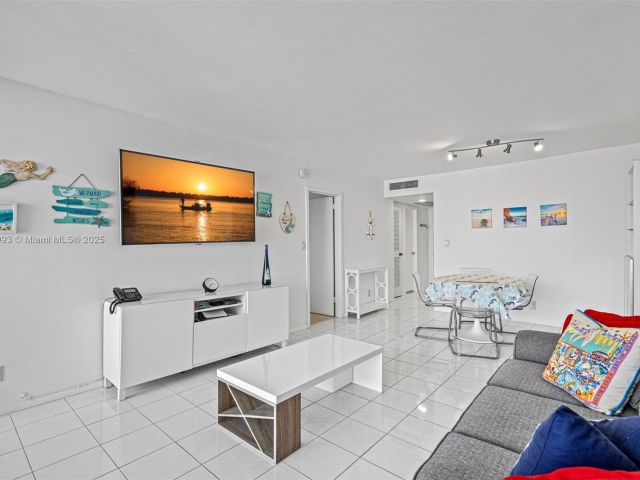 Продажа квартиры #216 - фото 6229911