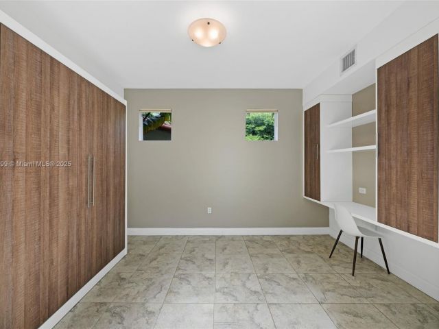 Продажа дома по адресу 440 Rosaro Ave - фото 6227899