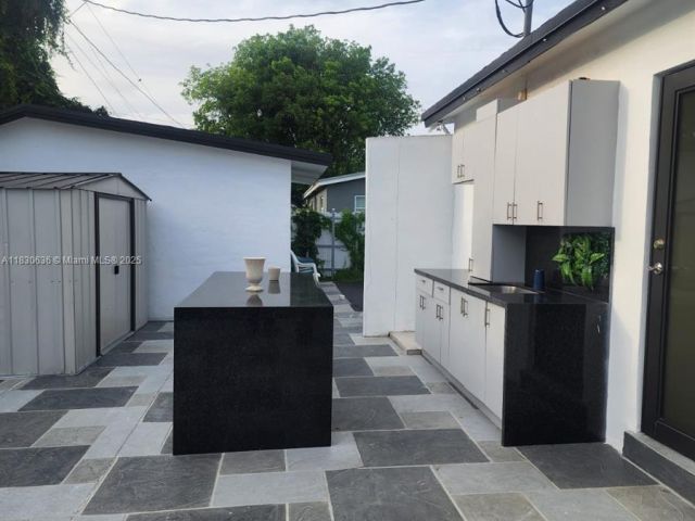 Продажа дома по адресу 10955 SW 223rd St - фото 6236219