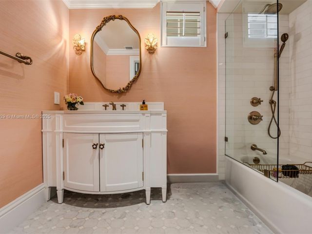 Продажа дома по адресу 618 Valencia Ave 101 - фото 6228913