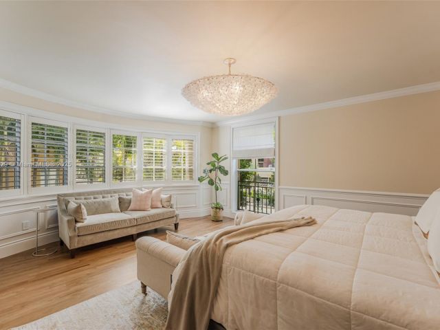 Продажа дома по адресу 618 Valencia Ave 101 - фото 6228918