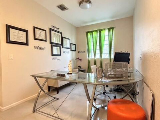 Продажа дома по адресу 673 Gazetta Way - фото 6281495