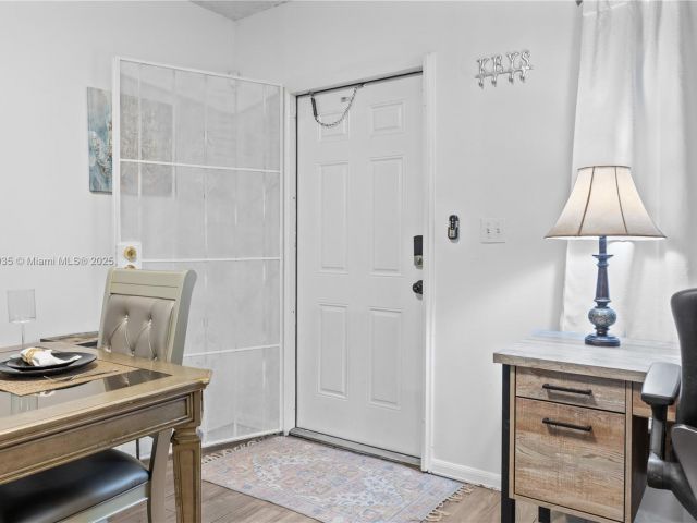 Продажа дома по адресу 600 NW 99th St - фото 6228855