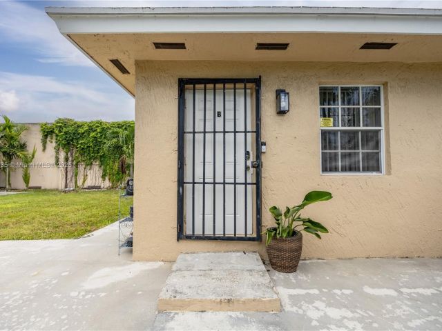 Продажа дома по адресу 600 NW 99th St - фото 6228856