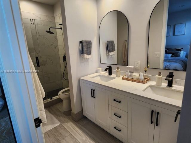 Продажа дома по адресу 706 SW 147th Ave - фото 6228686