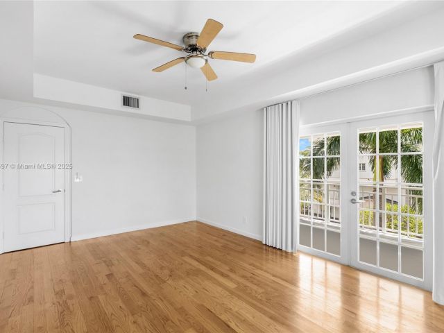 Дом в аренду по адресу 1415 Sunset Harbour Dr 406 - фото 6242334