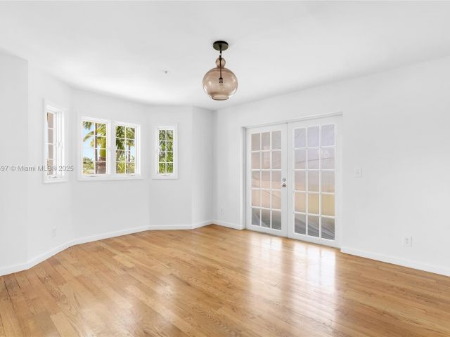 Дом в аренду по адресу 1415 Sunset Harbour Dr 406 - фото 6242336