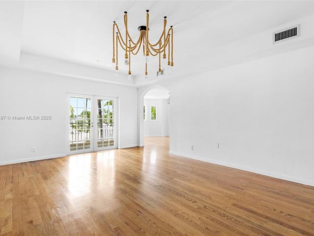 Дом в аренду по адресу 1415 Sunset Harbour Dr 406 - фото 6242337