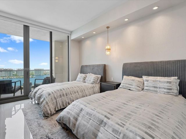 Продажа квартиры # - фото 6229927