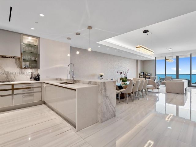 Продажа квартиры # - фото 6229934