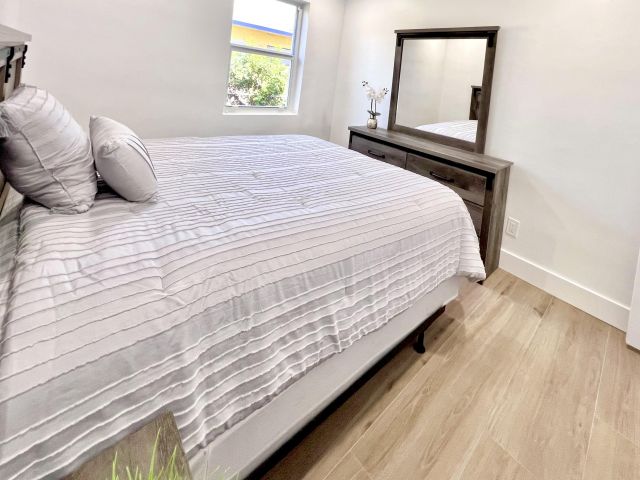 Продажа дома по адресу 118 SW 9th Avenue - фото 6767654