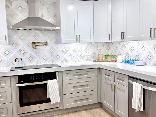 Продажа дома по адресу 118 SW 9th Avenue - фото 6767659