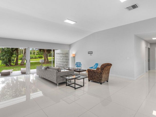 Продажа дома по адресу 900 Marble Way - фото 6230083