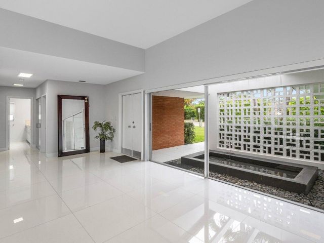 Продажа дома по адресу 900 Marble Way - фото 6230086