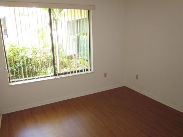 Дом в аренду по адресу 13331 SW 102 ST - фото 6230559