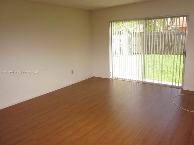 Дом в аренду по адресу 13331 SW 102 ST - фото 6230562