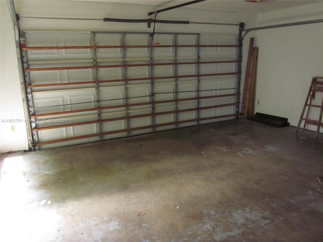 Дом в аренду по адресу 13331 SW 102 ST - фото 6230567