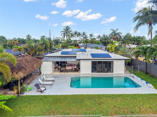 Продажа дома по адресу 380 SE 1st Ter - фото 6248594