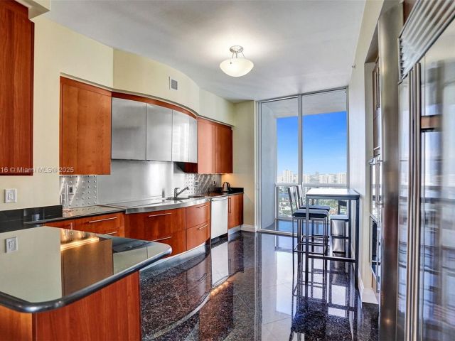 Квартира в аренду номер4206 - фото 6232842