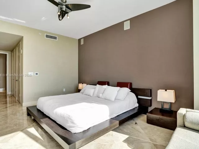 Квартира в аренду номер4206 - фото 6232835