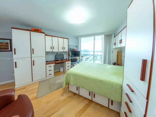 Продажа квартиры #2004 - фото 6233244